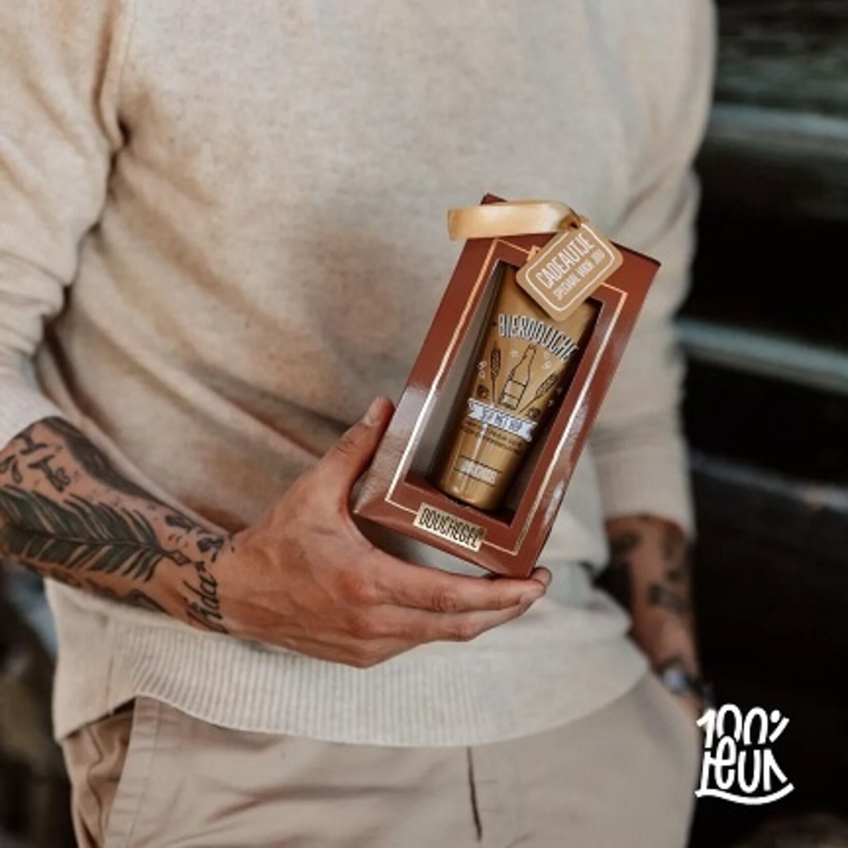 Totale leegverkoop van 100%LEUK Douchegel Bierdouche in kadoverpakking