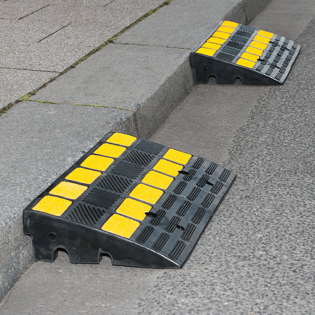 MORION Rampe d'accès - 600 x 100 x 300 mm - noir/jaune