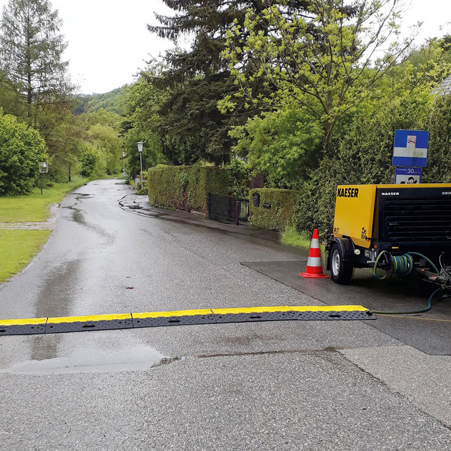 MORION Protège-câble grand - 960 x 600 x 75 mm - noir/jaune