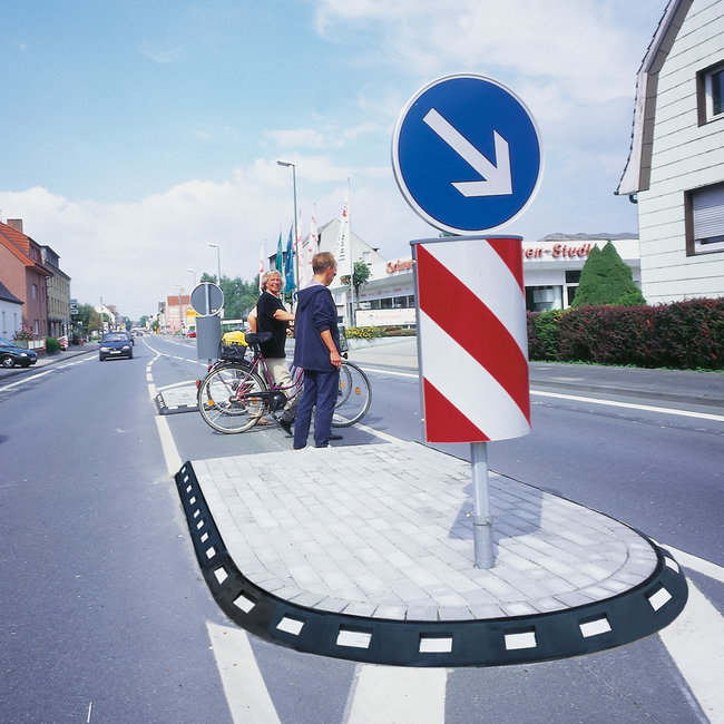 GAMMA Elastische boordsteen - 1250 x 150 x 100 mm - zwart/wit