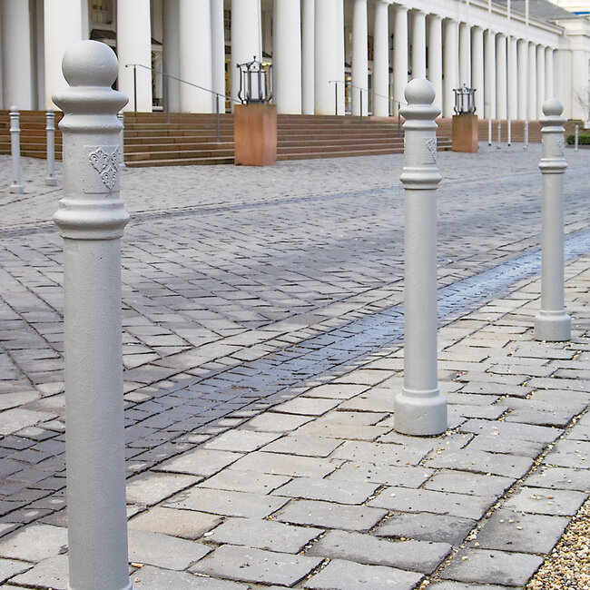 CITY Poteau GDANSK - 1325 x Ø 85 mm - à bétonner - sans anneaux de chaîne