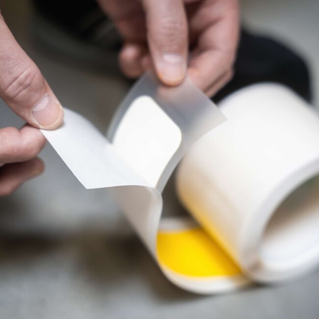 PROline stippen vloermarkering op rol - geel - Ø 75 mm - 25 m - zelfklevend