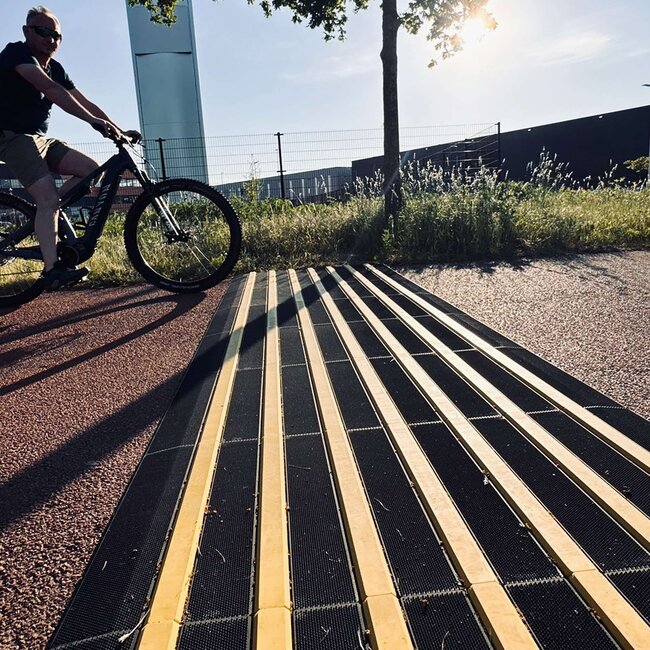 TOPSTOP Fiets verkeersdrempel – zwart/geel – modulaire fiets verkeersdrempel voor snelheidsreductie