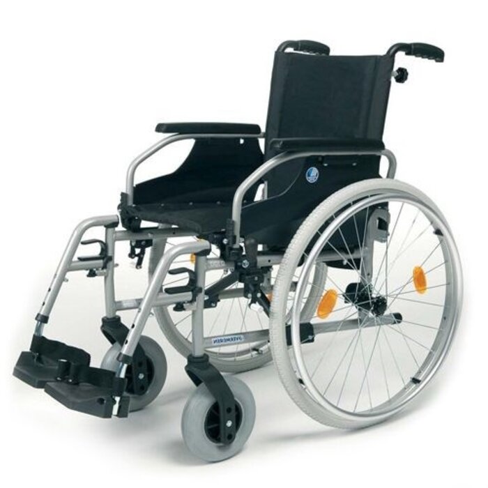 D100 Rolstoel