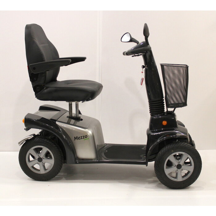 Scootmobiel Mezzo 4 (occasion) Zilver