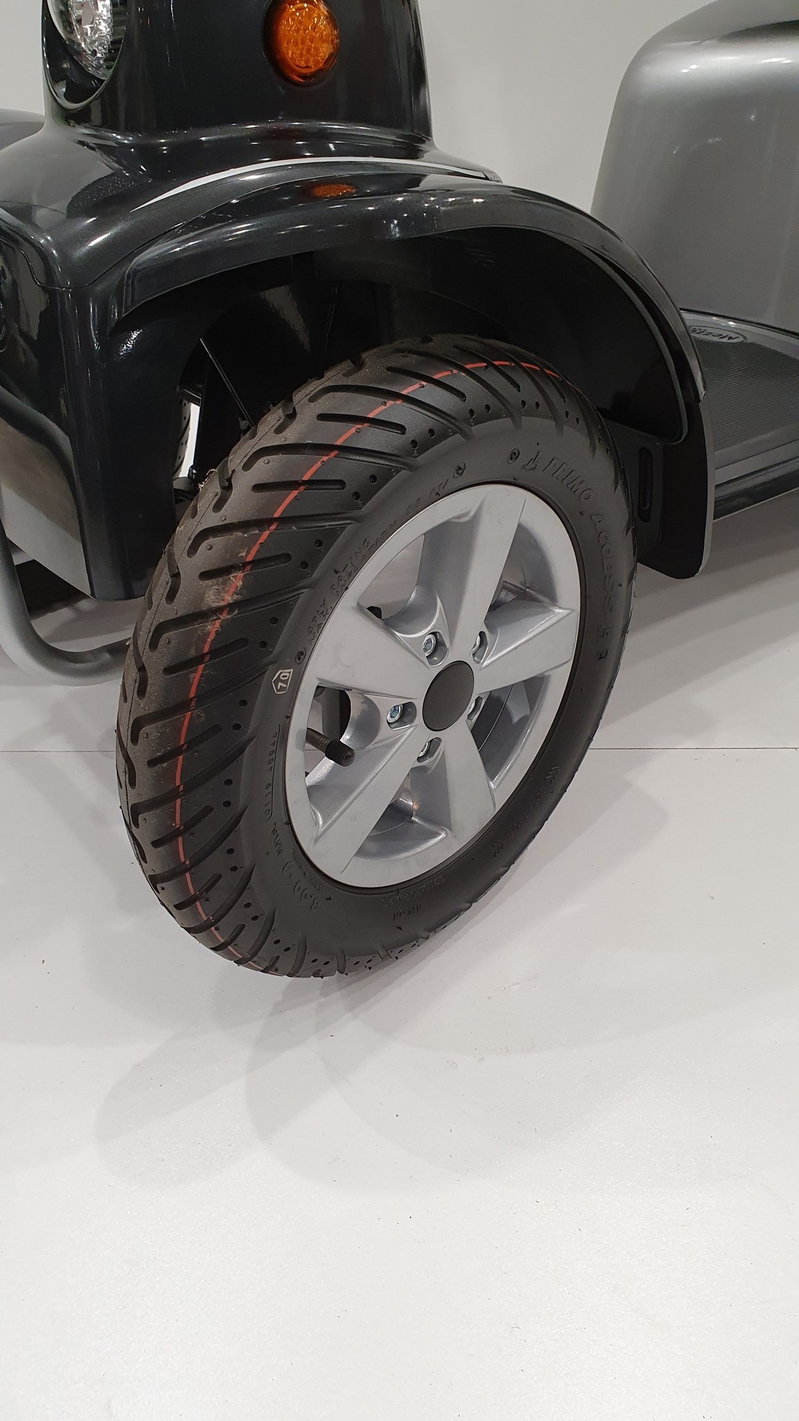 Scootmobiel Mezzo 4 (occasion) Zilver