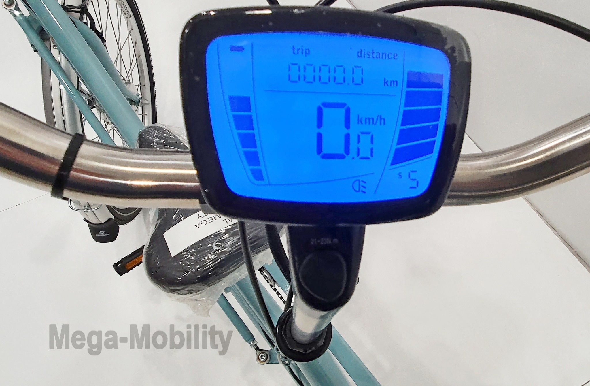 Tweewieltandem met achteraan besturing