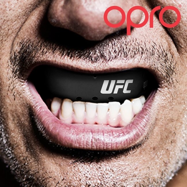 UFC gebitsbescherming - OPRO zilver - ZWART/ROOD