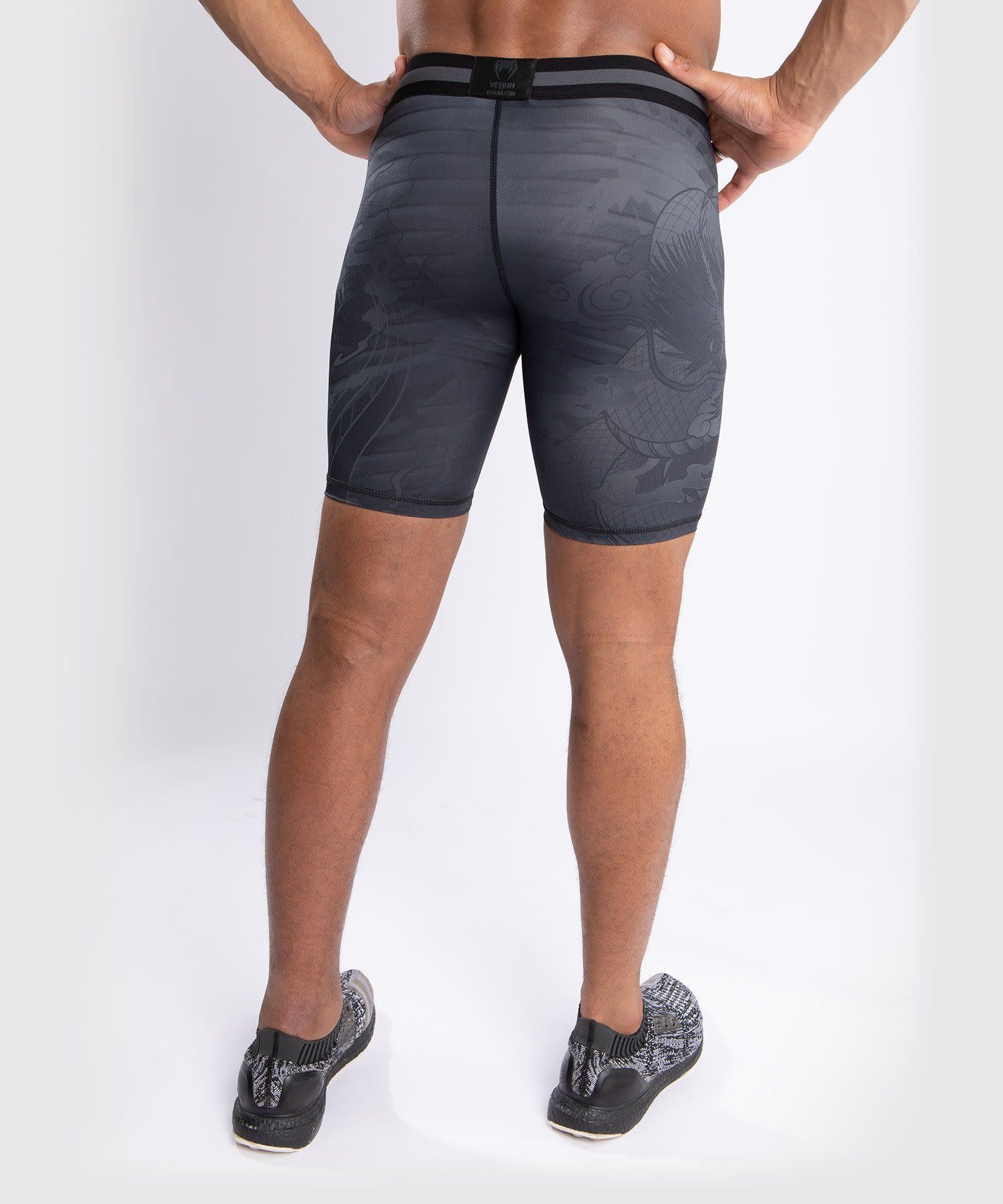 Venum - compressie short 0 YKZ21 Vale Tudo Shorts – Black/Black