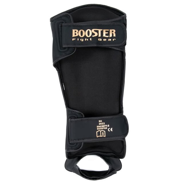 Booster Fightgear Scheenbeschermers	 69.95  BOOSTER -SCHEENBESCHERMERS - BANGKOK SERIES 3 - ZWART/GOUD/WIT