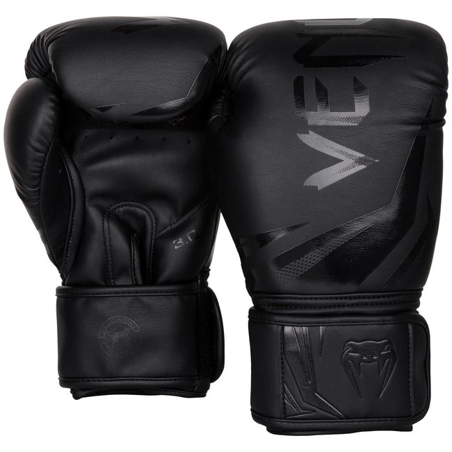 Venum Venum Challenger 3.0 Fightset – Bokshandschoenen & Scheenbeschermers – Black on Black