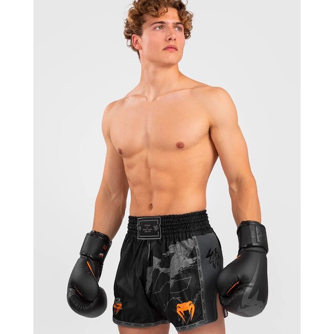 Venum S47 Muay Thaï Kickboxing Shorts Black Orange