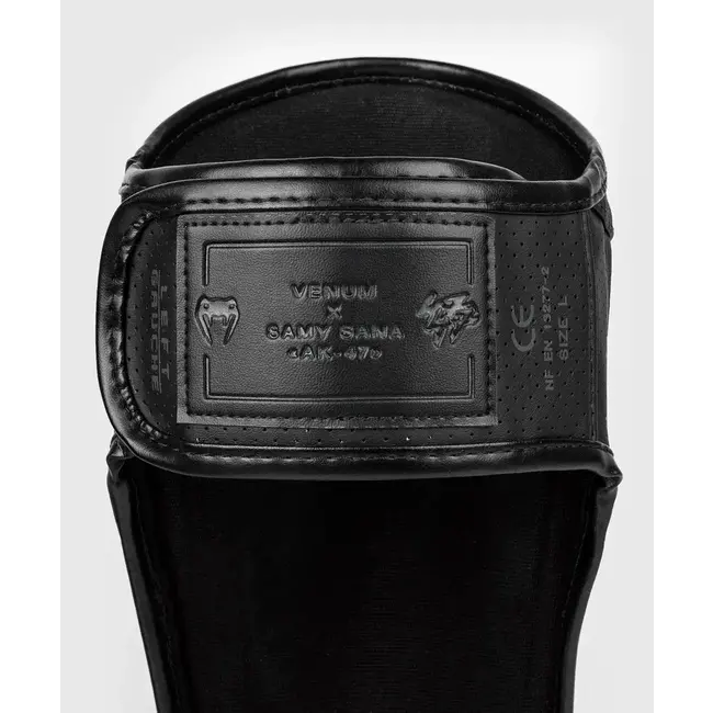 Venum Venum - Scheenbeschermers - S47  - Black/Orange