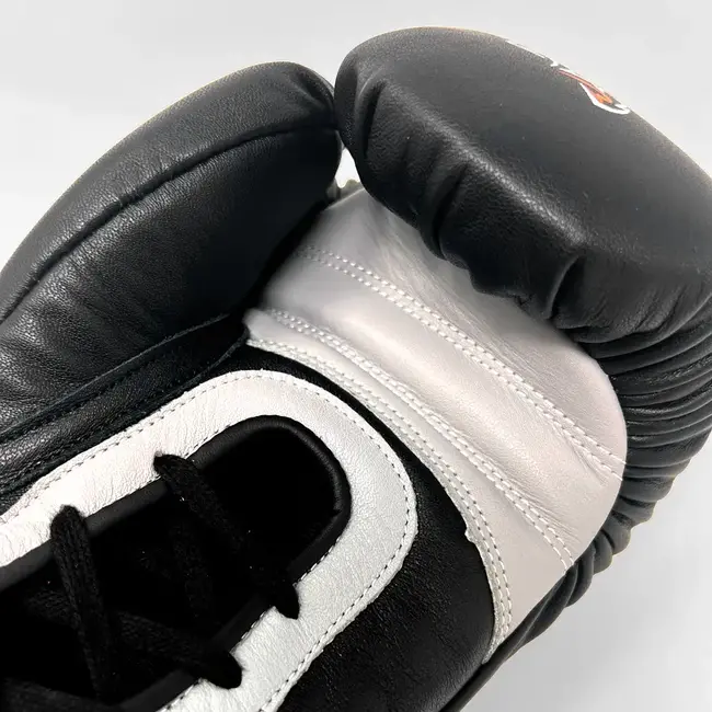 Rival RS1 Pro Sparring Bokshandschoenen – 20th Anniversary – Zwart
