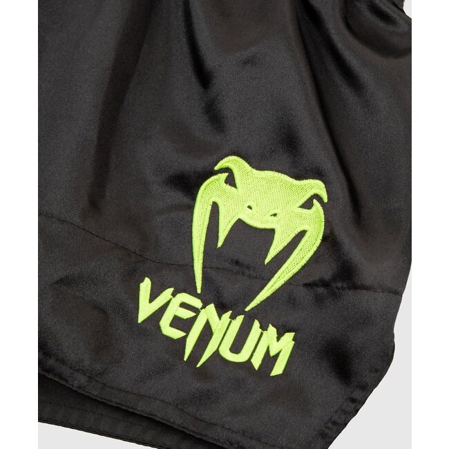 Venum MUAY THAI SHORTS CLASSIC- ZWART/NEONGEEL