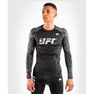 Venum UFC Venum Authentic Fight Week Men's Performance Long Sleeve Rashguard - Zwart