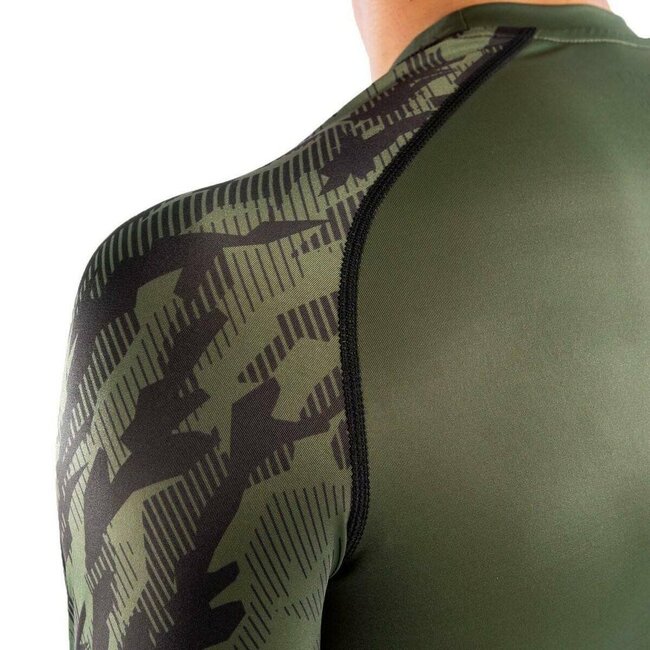 Venum UFC Authentic Fight Week Men's Performance Long Sleeve Rashguard - GREEN