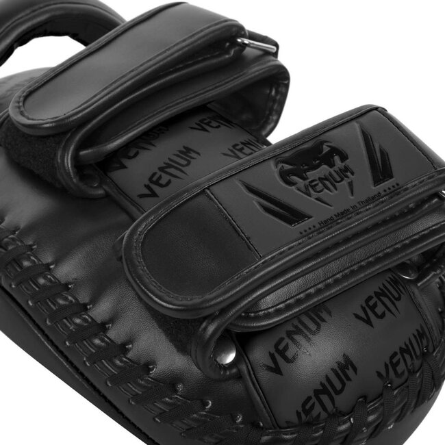 Venum Light Kick Pads (Pair) - Matte/Black
