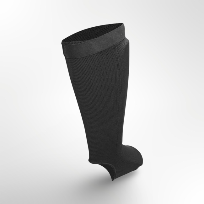 Fightsense Scheenbeschermers – Instep Scheenkousen – Black on Black – Voor Kickboksen & MMA – Scheenbeschermers voor vechtsport en training