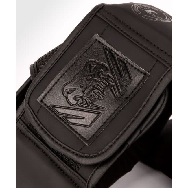 Venum VENUM - HOOFDBESCHERMING -  CHALLENGER KIDS HEADGEAR - BLACK/BLACK