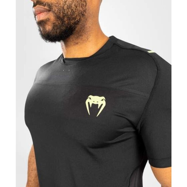 Venum FUSION 2.0 MEN DRY TECH T-SHIRT - BLACK/YELLOW