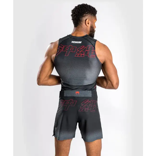 Venum Okinawa 3.0 Fightshort Zwart/rood