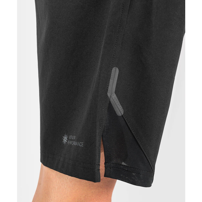 Venum VENUM - G FIT TRAININGS SHORT - BLACK/BLACK