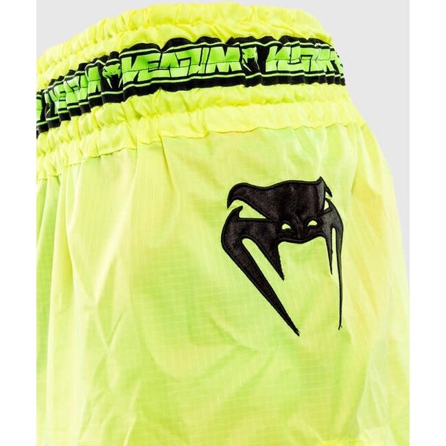 Venum PARACHUTE MUAY THAI SHORTS - FLUO YELLOW