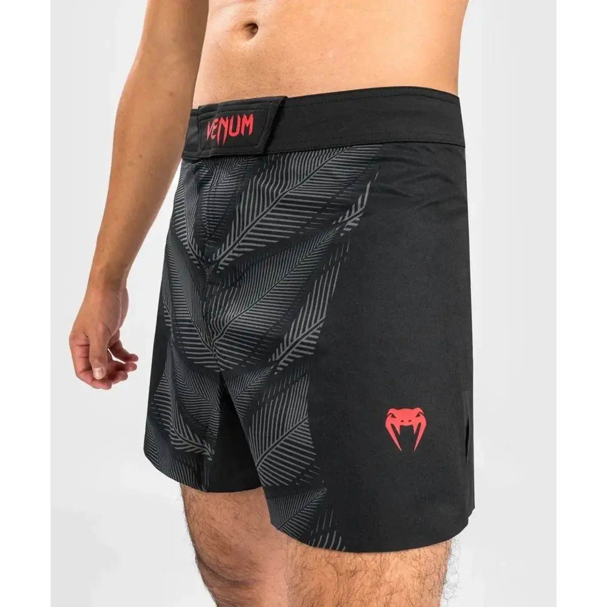 Venum PHANTOM short de combat - noir/rouge