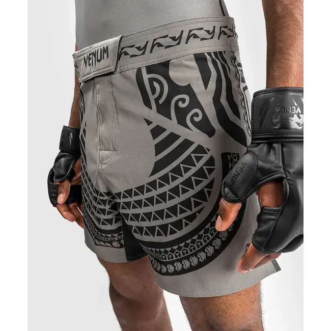 Venum FIGHTSHORTS - NAKAHI - GREY