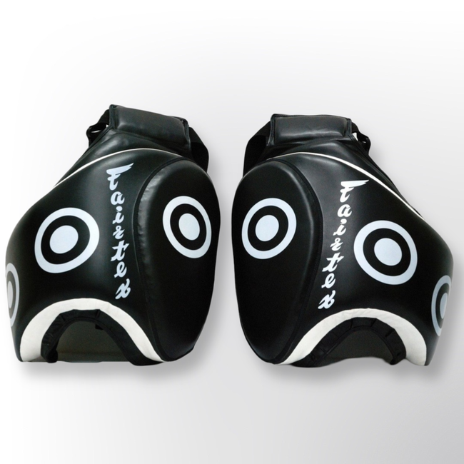 FAIRTEX Fairtex TP3 Lowkick Pads Zwart – Bovenbeenbescherming voor Lowkick Training