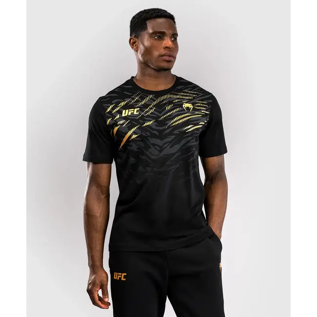 Venum UFC Fusion by Venum Men’s Replica Short Sleeve T-Shirt - Champion