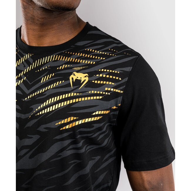 Venum UFC Fusion by Venum Men’s Replica Short Sleeve T-Shirt - Champion