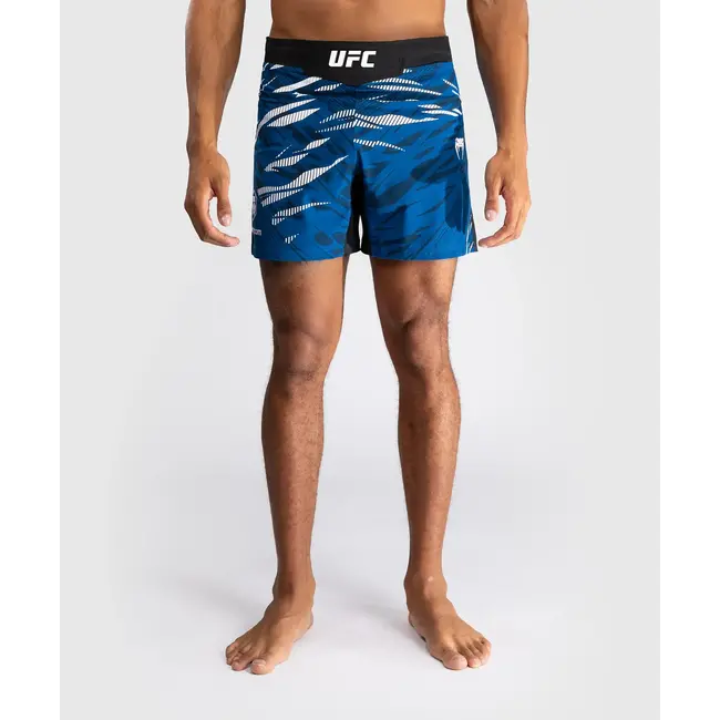 Venum UFC Fusion by Venum Authentic Fight Night Men’s Fight Short - Short Fit - Blauw