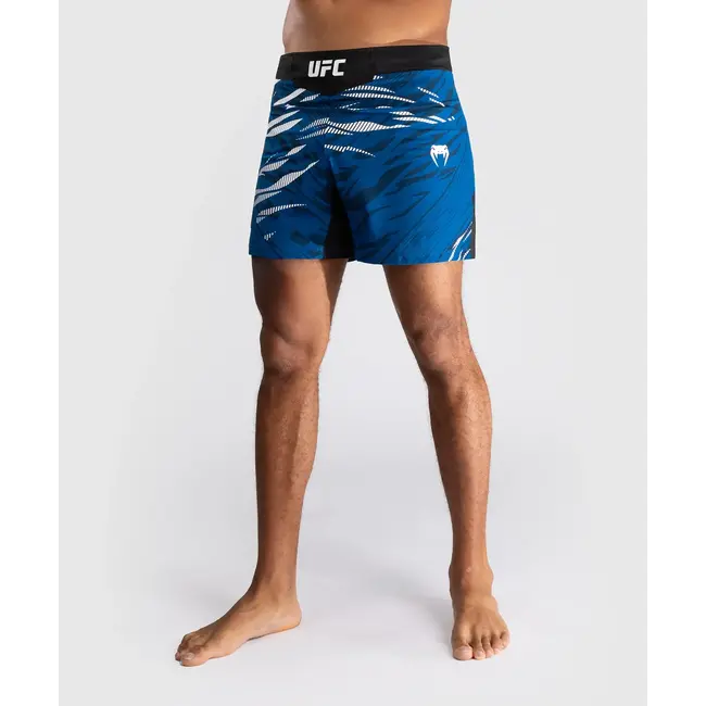 Venum UFC Fusion by Venum Authentic Fight Night Men’s Fight Short - Short Fit - Blauw