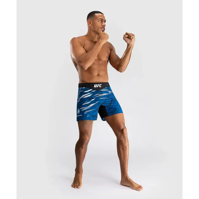 Venum UFC Fusion by Venum Authentic Fight Night Men’s Fight Short - Short Fit - Blauw