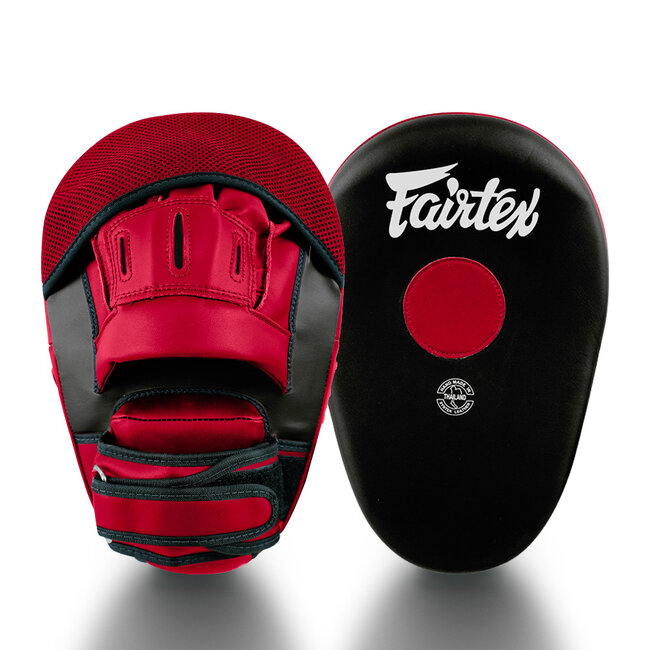 FAIRTEX FMV13 Focus Mitts – Zwart/Rood (Paar)