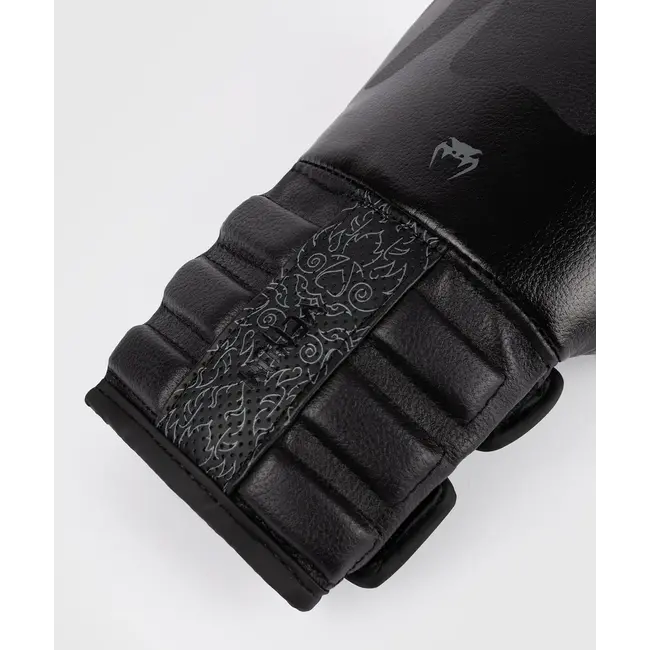 Venum Reverso Boxing Gloves - Black / Black