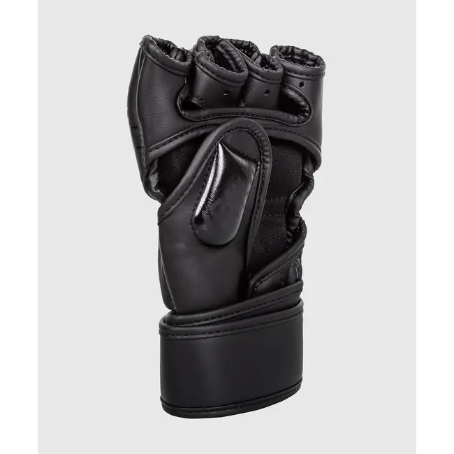 Venum Undisputed 2.0 MMA GLOVES - Black / Black