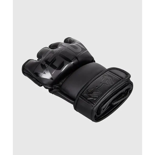 Venum Undisputed 2.0 MMA GLOVES - Black / Black