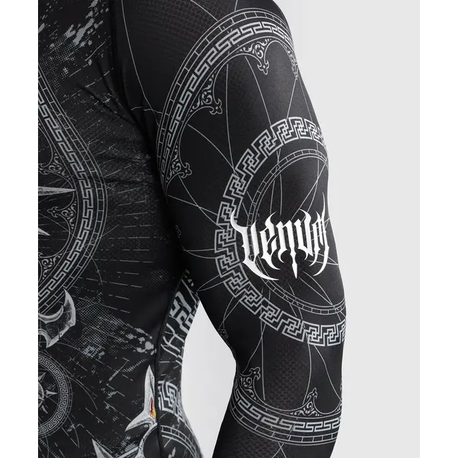Venum Gladiator 5.0 Men's Long Sleeve Rashguard - Black/Silver