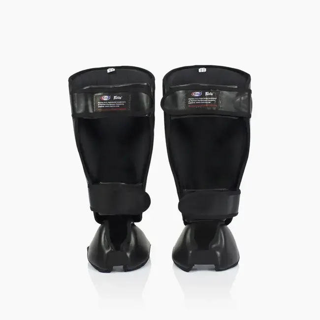 FAIRTEX SP7 Twister Afneembare Scheenbeschermers – Zwart