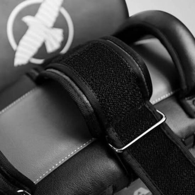 Hayabusa PTS3 Thai Pads – Zwart – Muay Thai & Kickboks Trainingspads