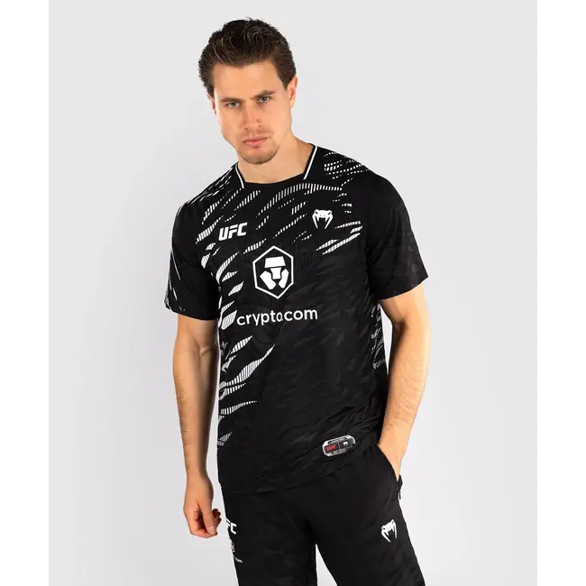 Venum UFC Fusion by Venum Authentic Fight Night Men’s Walkout Jersey - Zwart