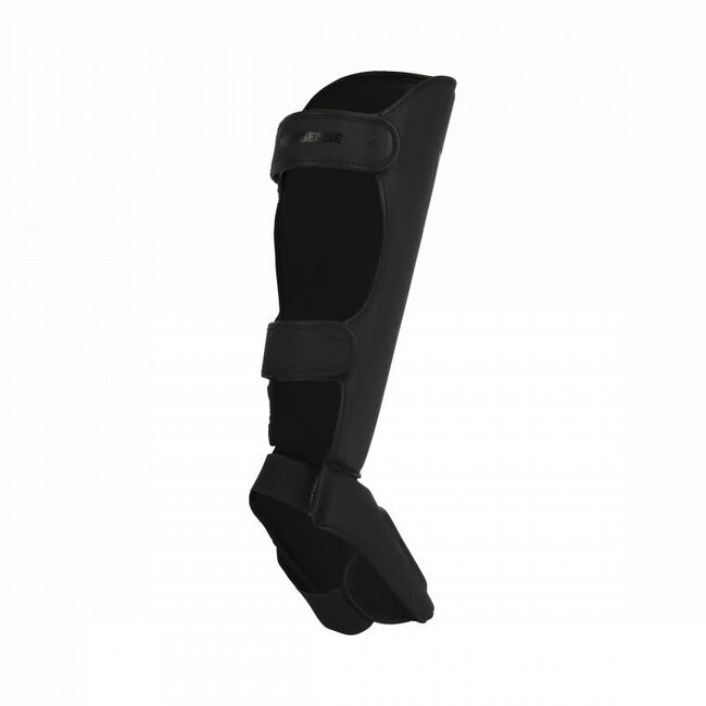 Fightsense Scheenbeschermers – Pro style – black on black – Scheenbeschermers voor vechtsport en training