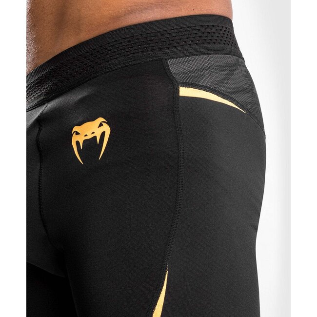 Venum Venum Tempest 2.0 Vale Tudo Shorts - black/gold