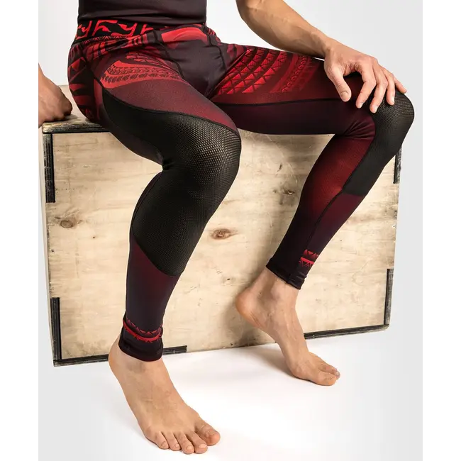 Venum COMPRESSION BROEK NAKAHI SPATS - black/red
