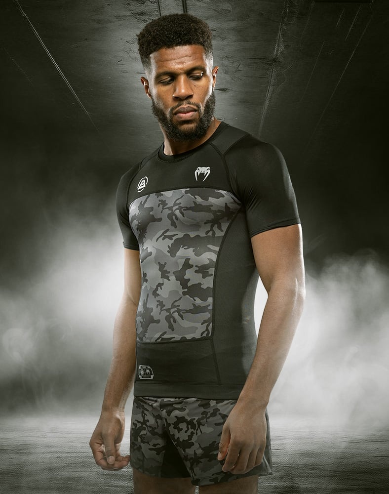 Rashguards kopen? MMA & BJJ compressieshirts | Fight.nl
