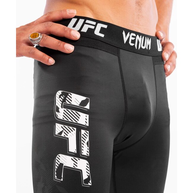 Venum UFC VENUM AUTHENTIC FIGHT WEEK PERFORMANCE TIGHT VOOR HEREN - ZWART