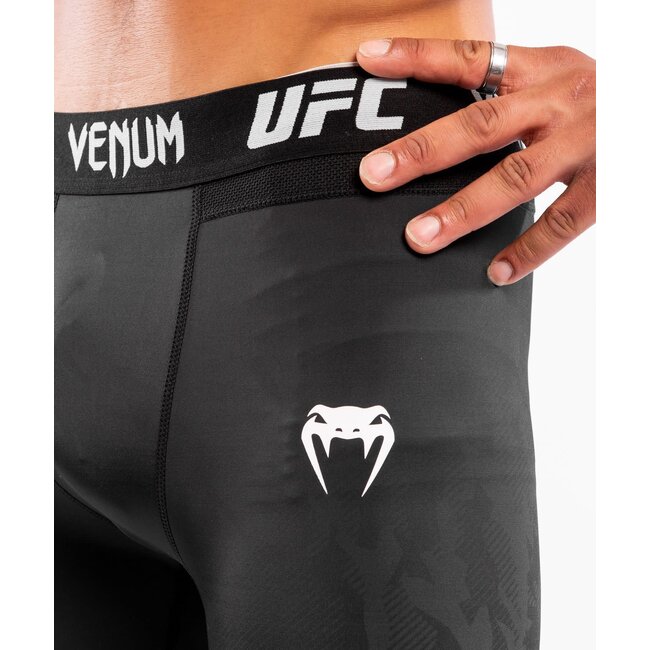 Venum UFC VENUM AUTHENTIC FIGHT WEEK PERFORMANCE TIGHT VOOR HEREN - ZWART
